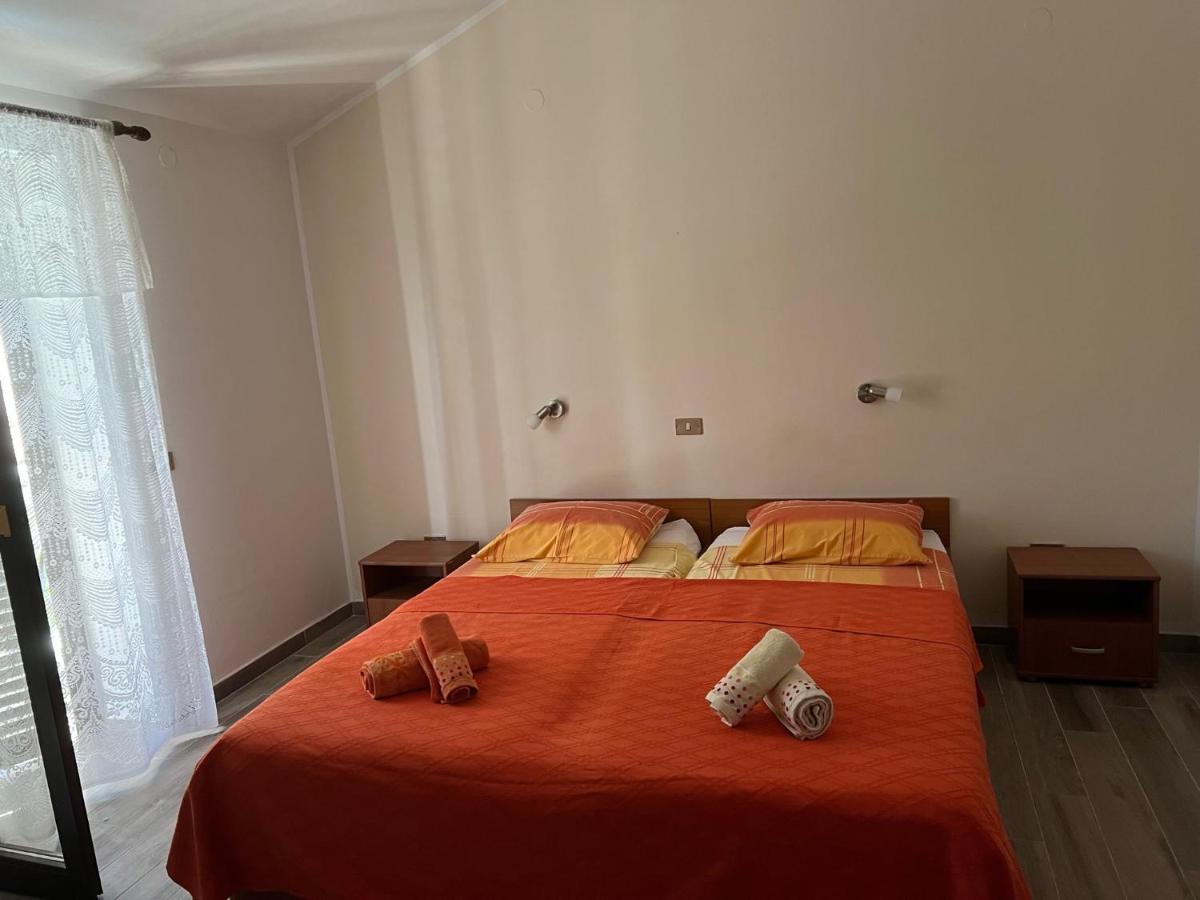 Draga Rooms Njivice Exterior foto